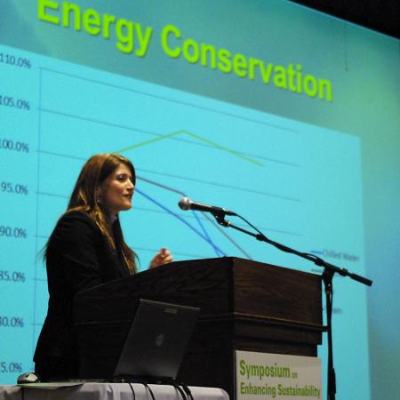 Merry Rankin speaking to participants at the Iowa State Symposium on Sustainability. 